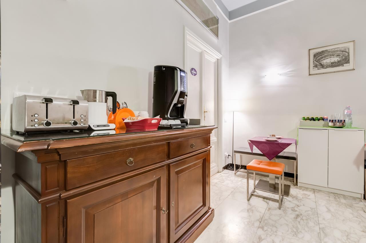 Bed and breakfast 2 Passi Al Colosseo