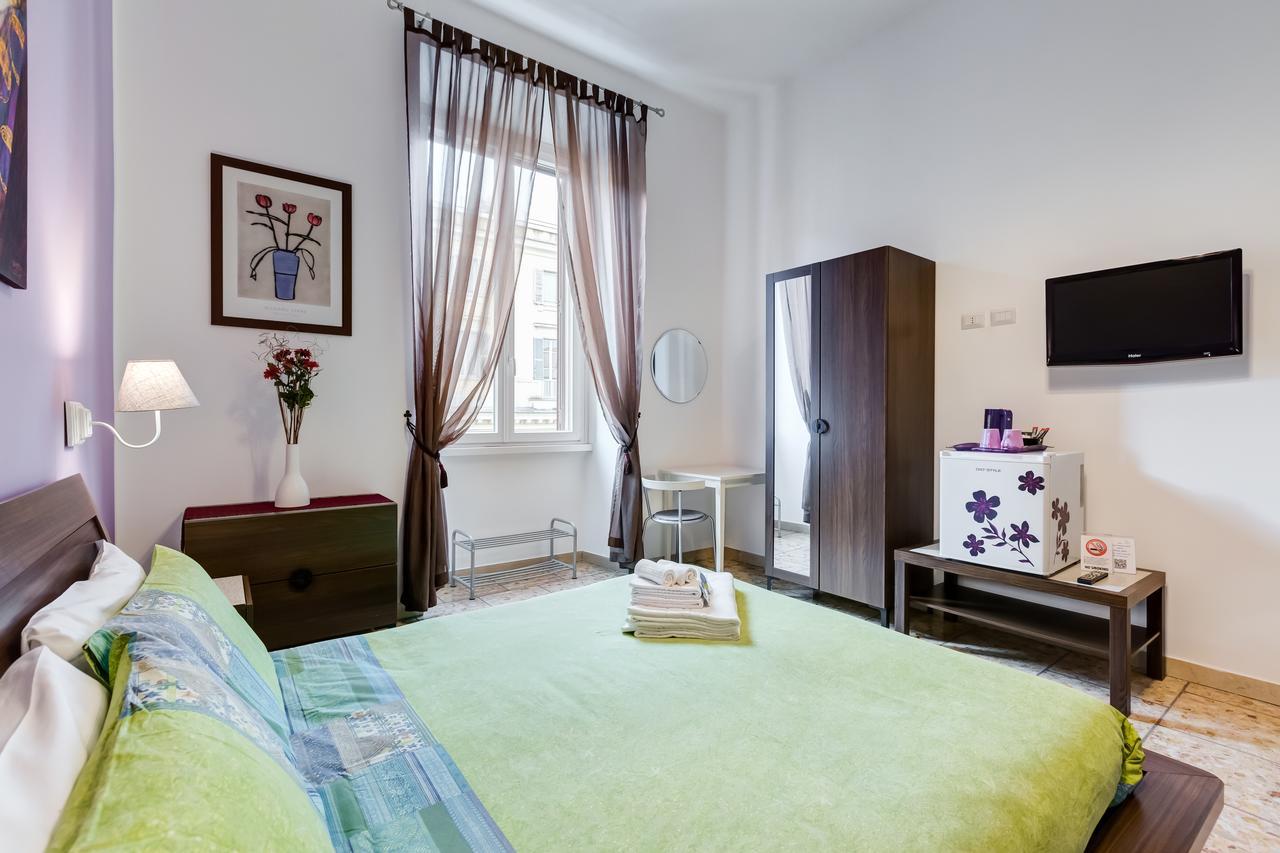 2 Passi Al Colosseo Bed and breakfast 2*