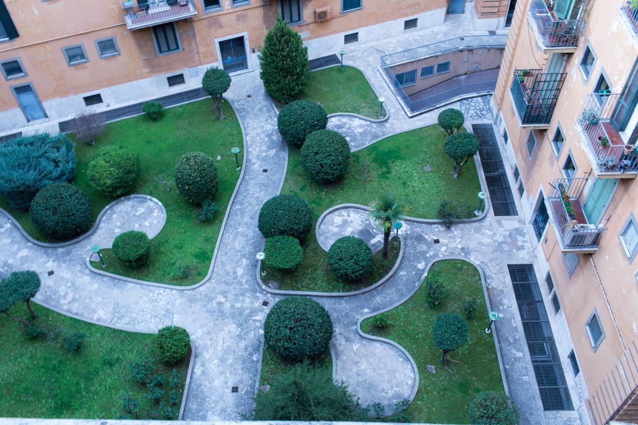 Apartment In Front Of St Peter'S Square And Vatican Museums - Mypad In Rome Apartment