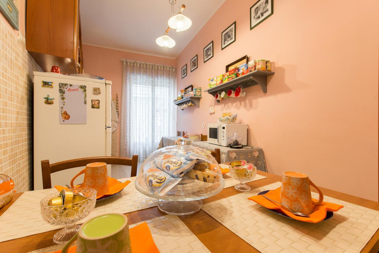 Alojamento de Acomodação e Pequeno-almoço Pane, E Cortesia Roma