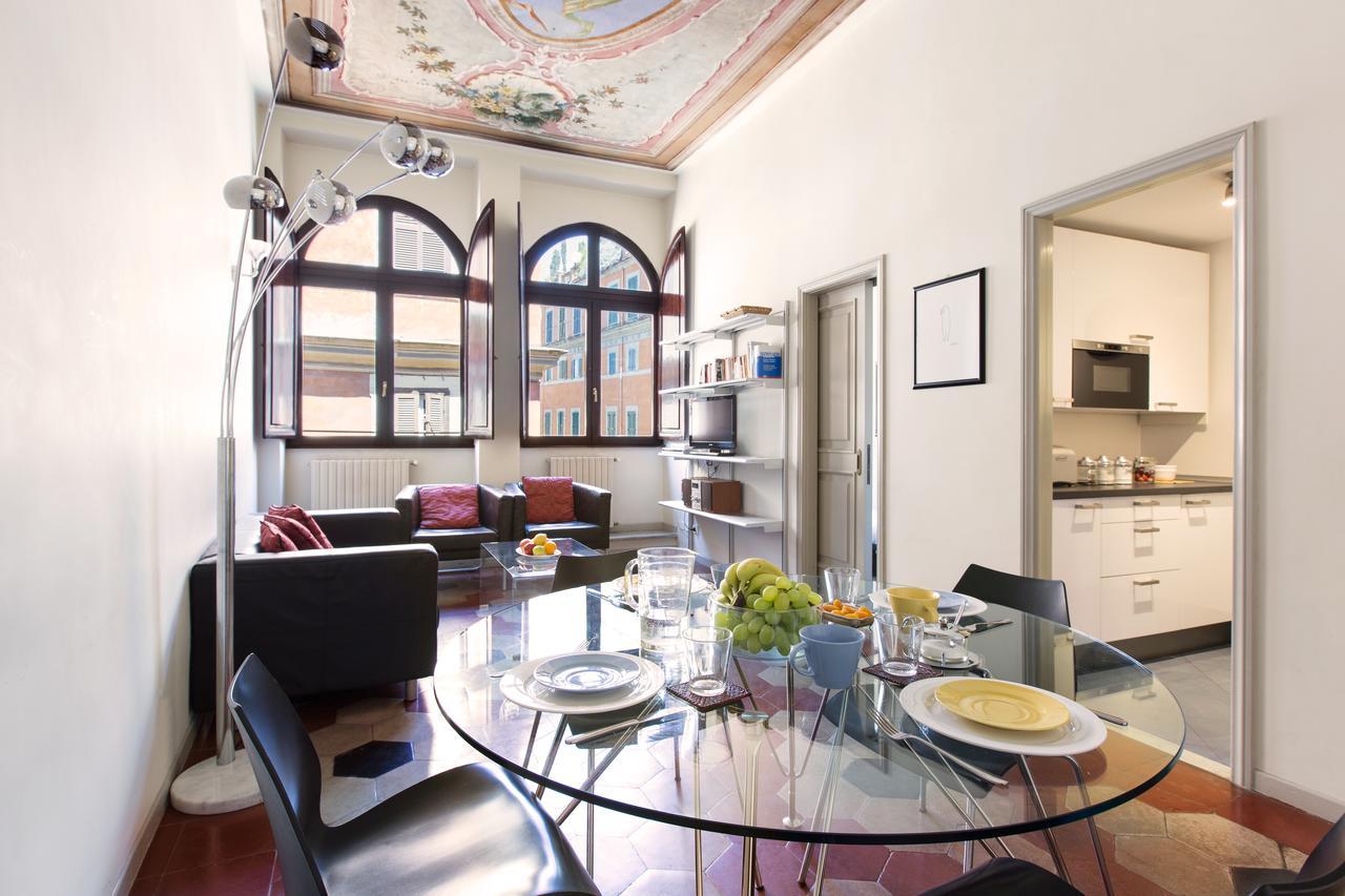 Appartamento 2-bedroom In Monti Roma