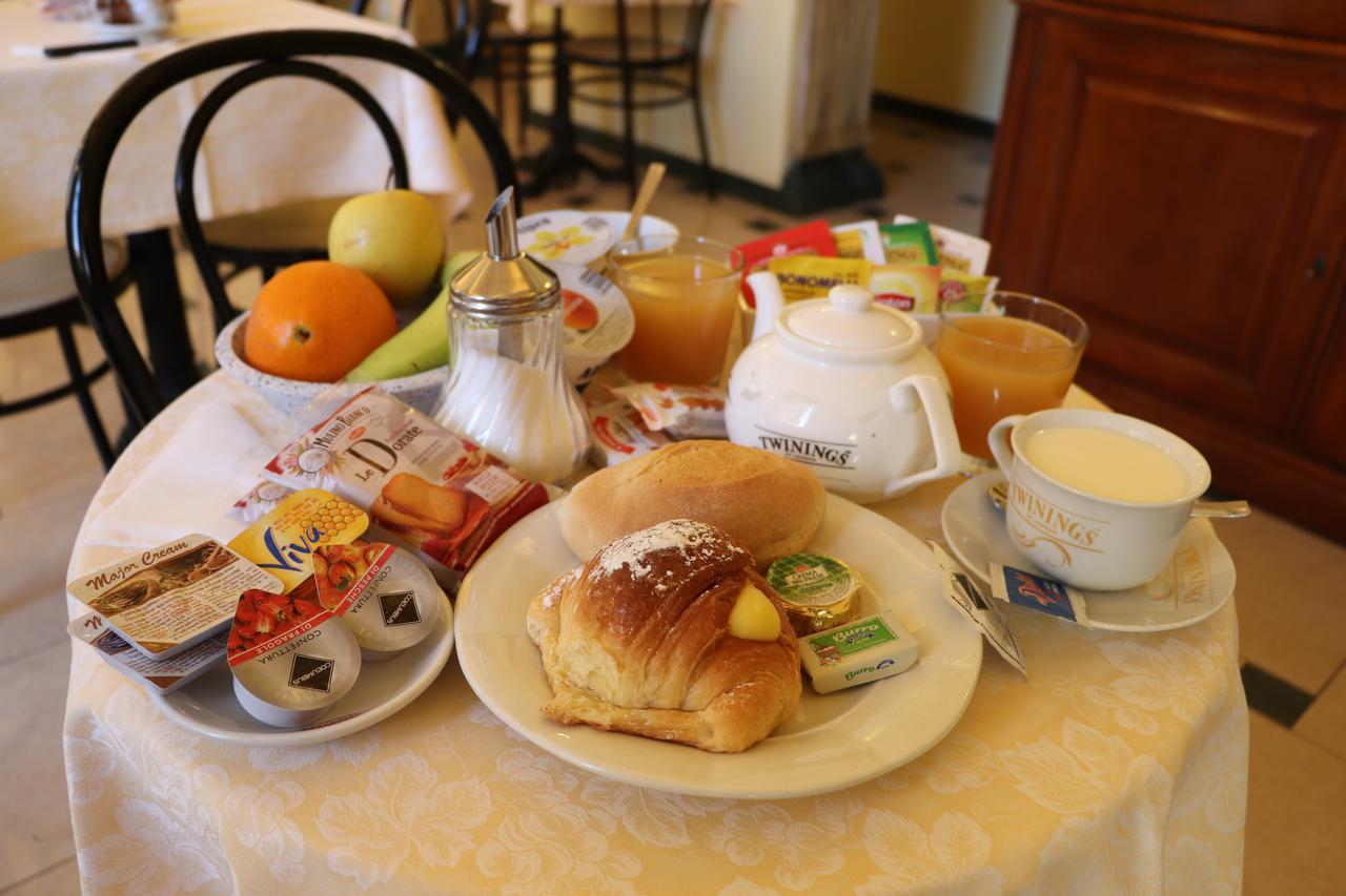 Hotell Cambridge 3*
