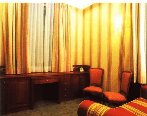 Dock Hotel Rome