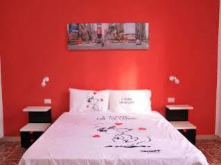 2 Passi Al Colosseo Bed and breakfast 2*