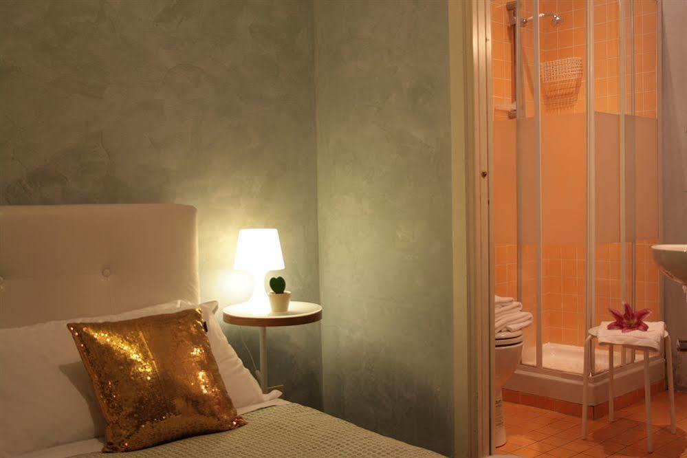 Golden Piazza Di Spagna Pensión 3*