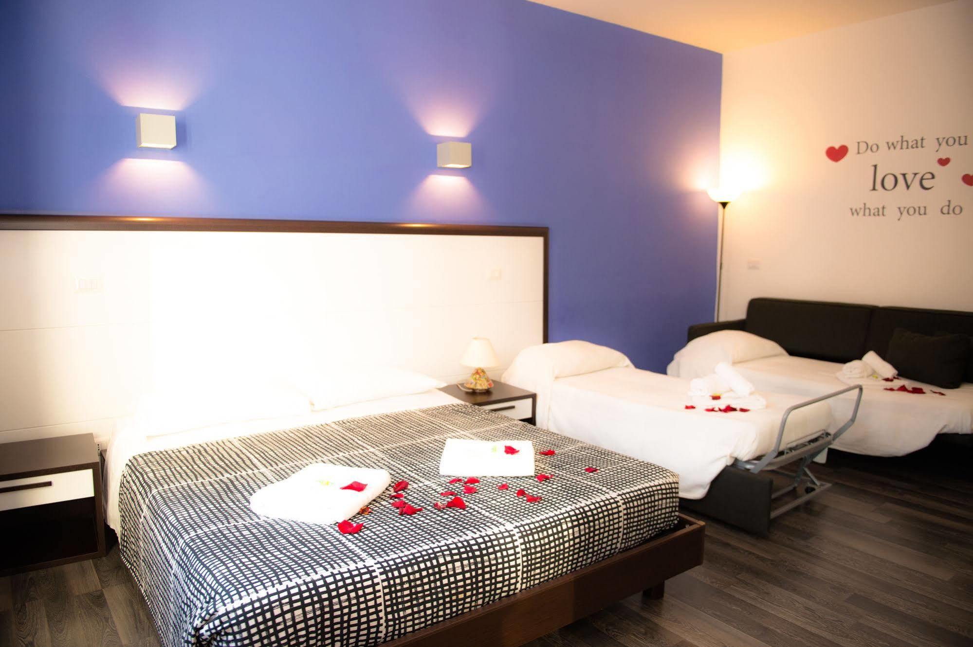 Casa de hóspedes Chroma Exy - Chroma Italy 2*