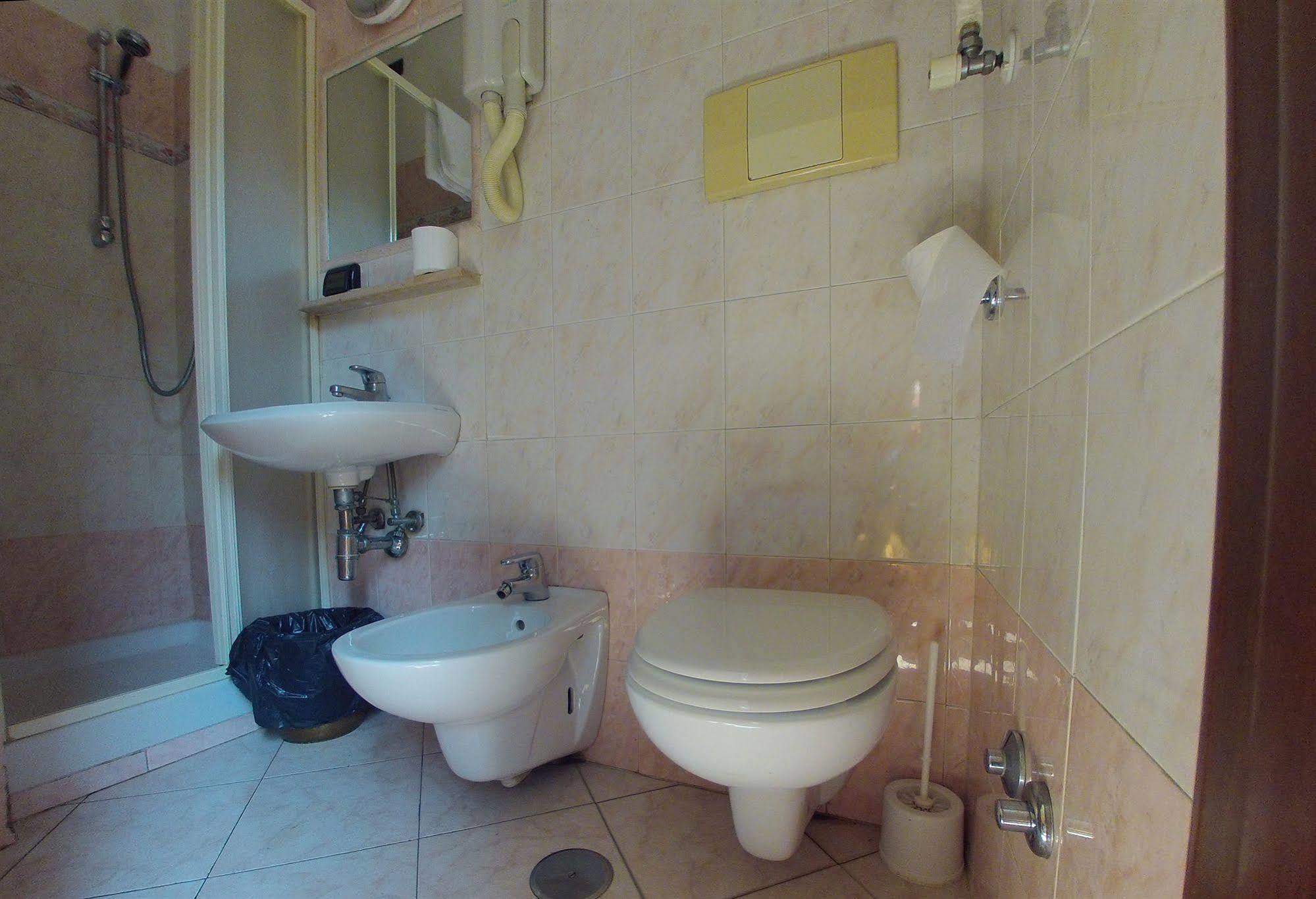 Casali Hotel 2*