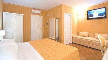 Trevi 41 Hotell