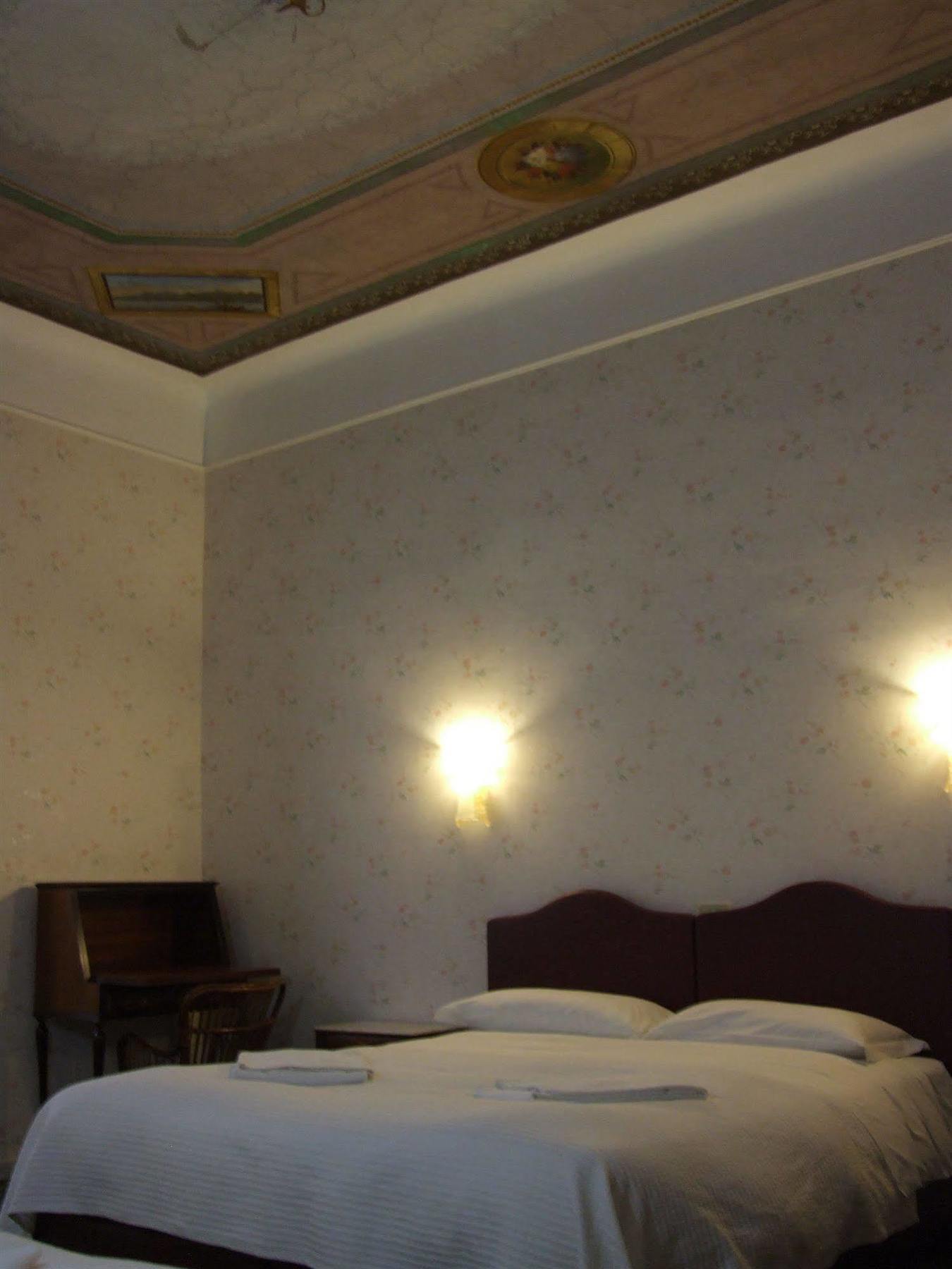 Hotell Texas 2*