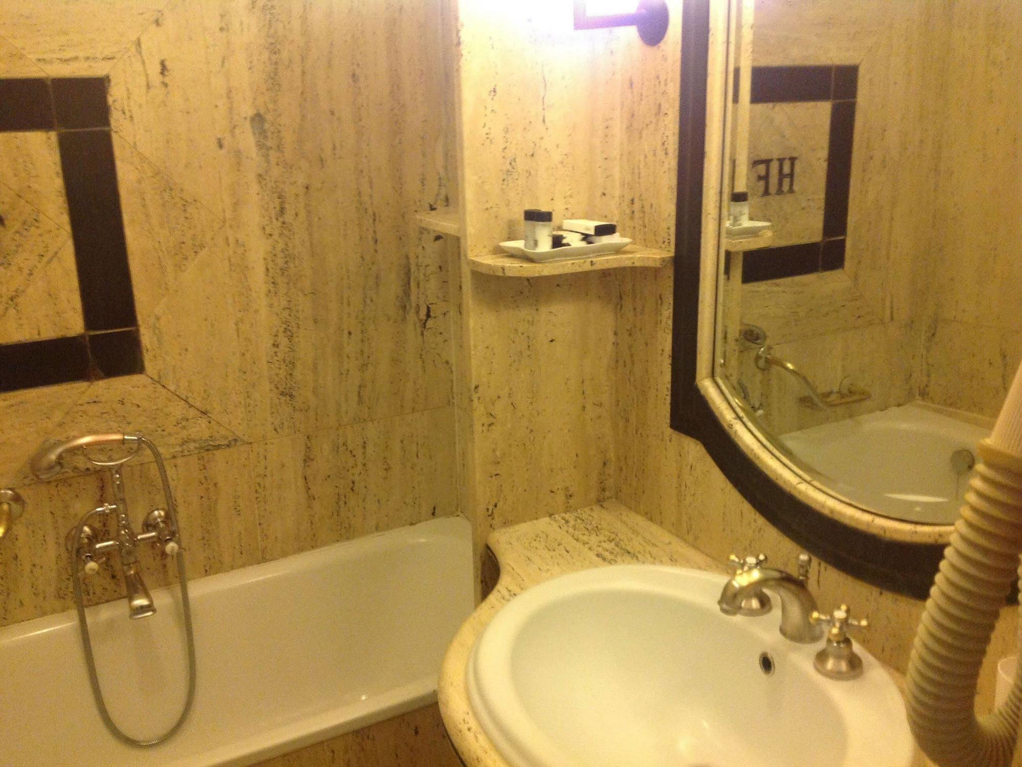 Fontana Hotel Roma