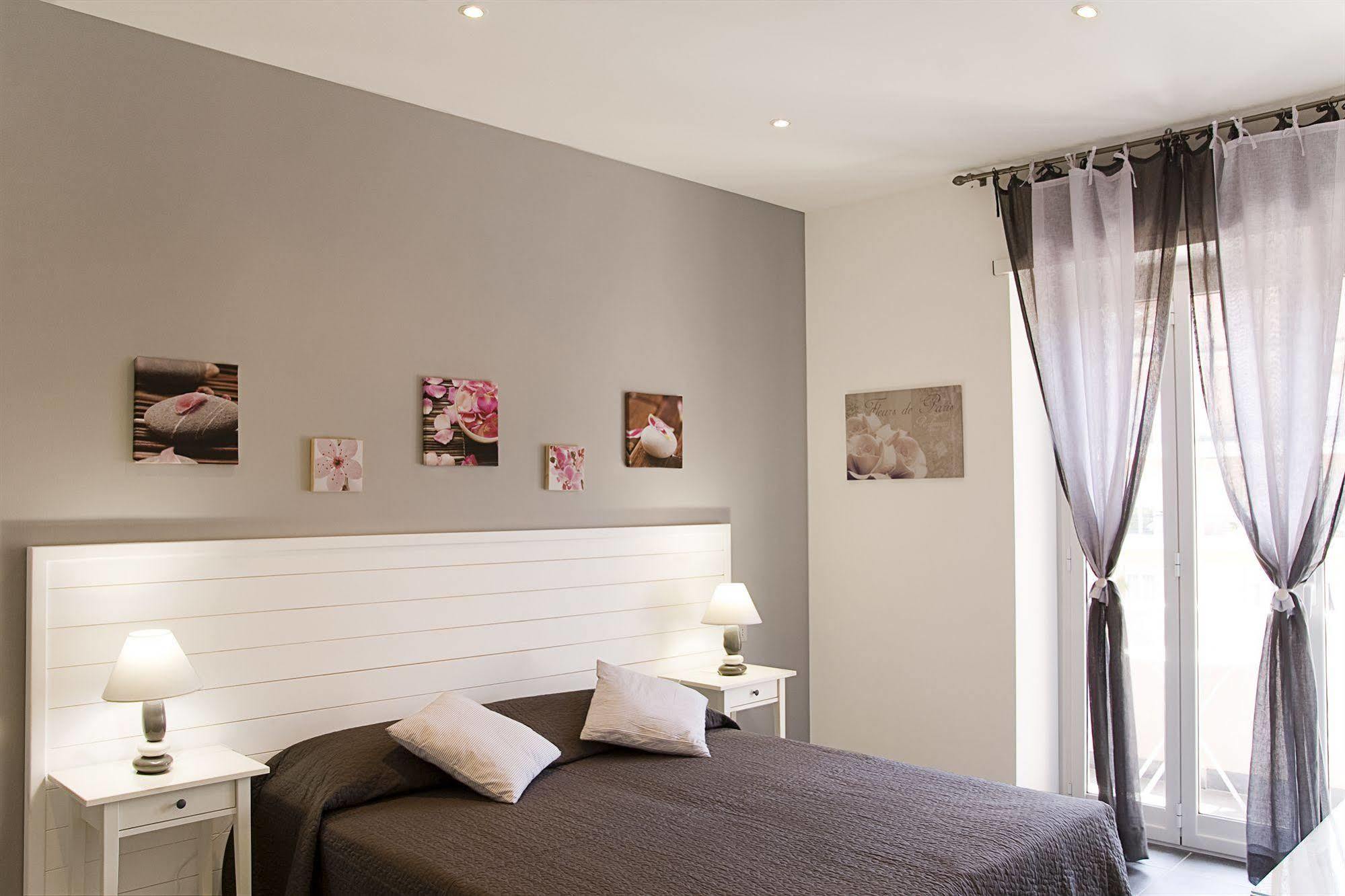 Le Cupole 2* Rome