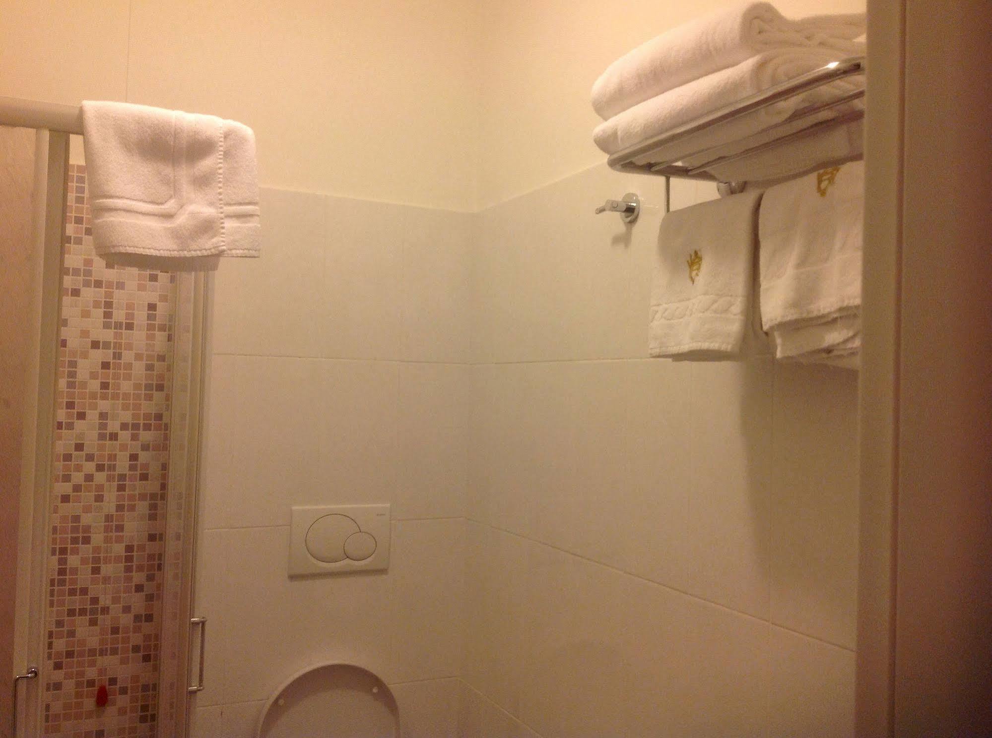 Gjestgiverier Residenza Fermi Roma