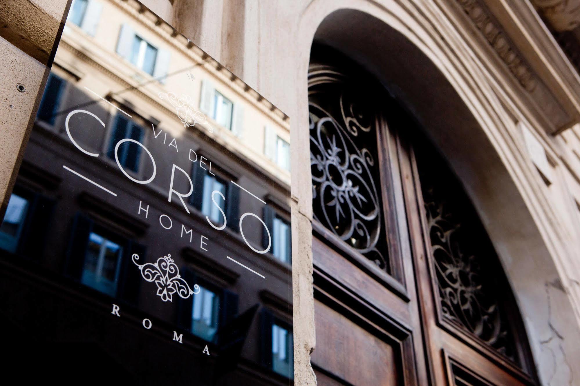 Acomodação com café da manhã  Via Del Corso 3*