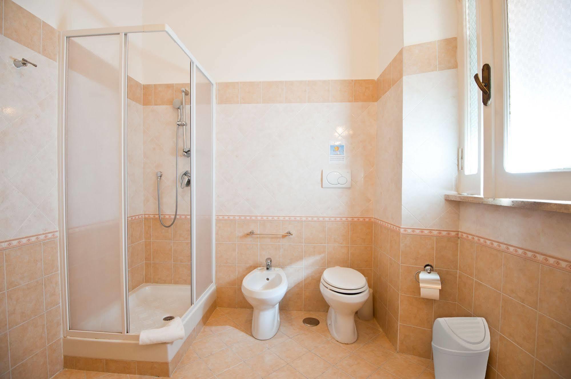 Services Porta Castello Bed & Breakfast 2*