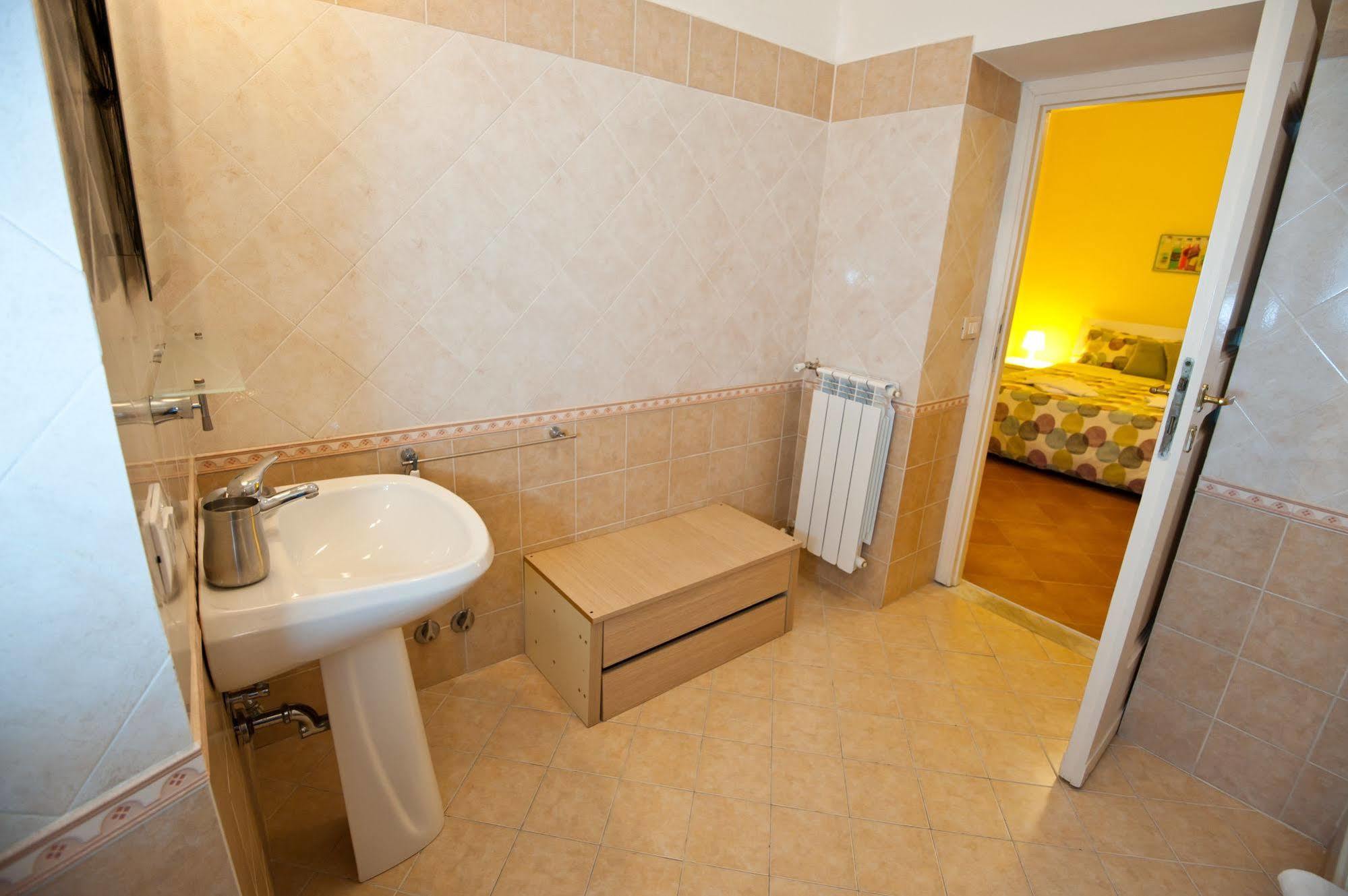 Services Porta Castello Bed & Breakfast Roma