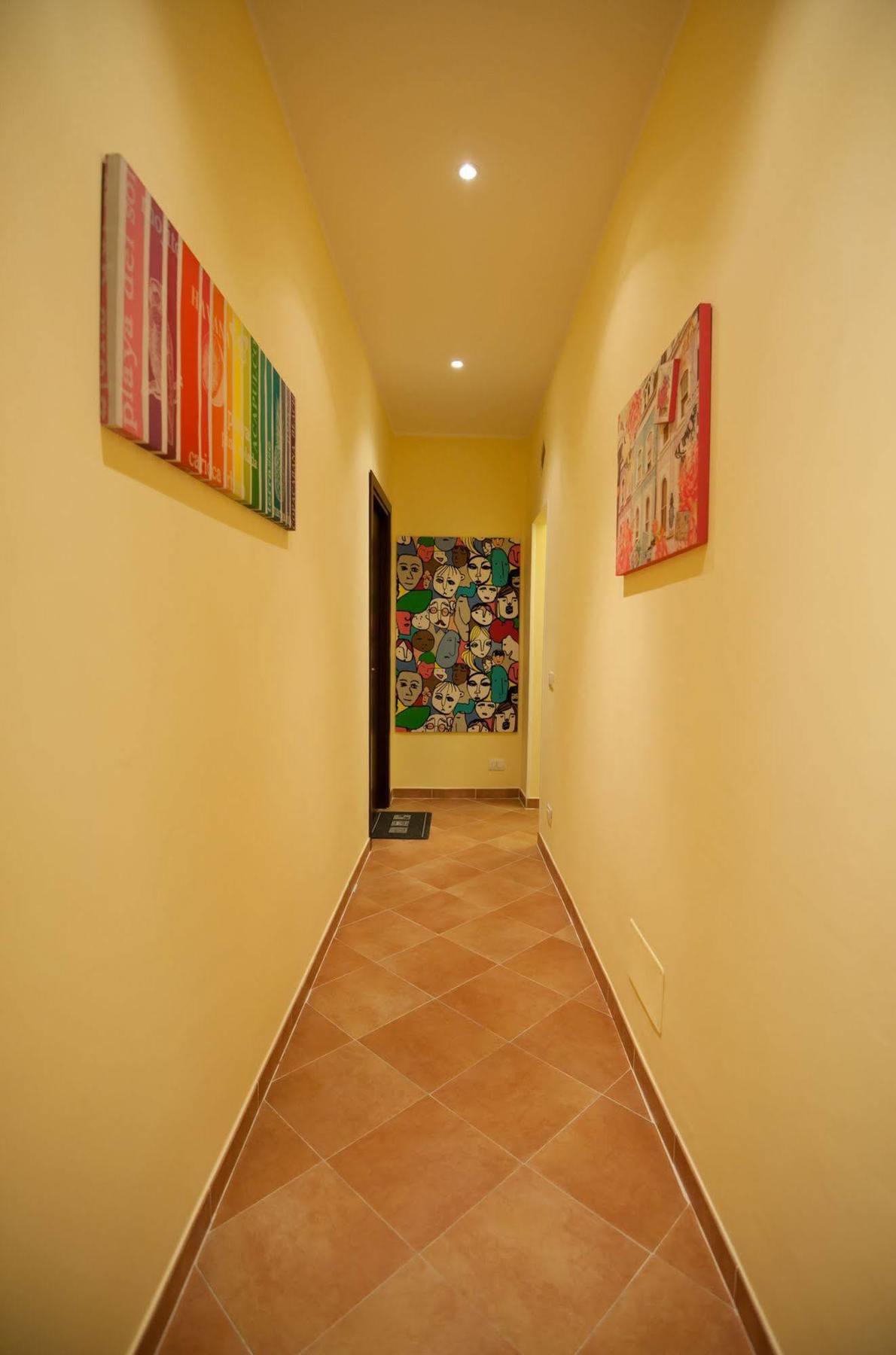 Services Porta Castello Roma