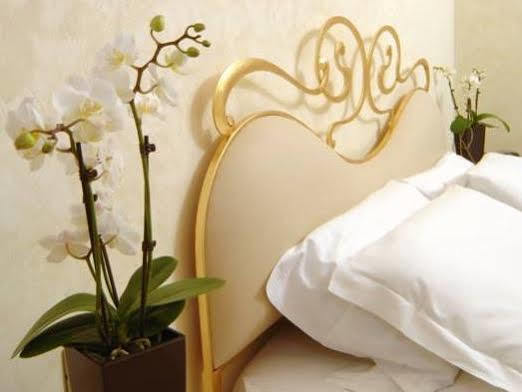 Guest house Residenza Frattina 2*