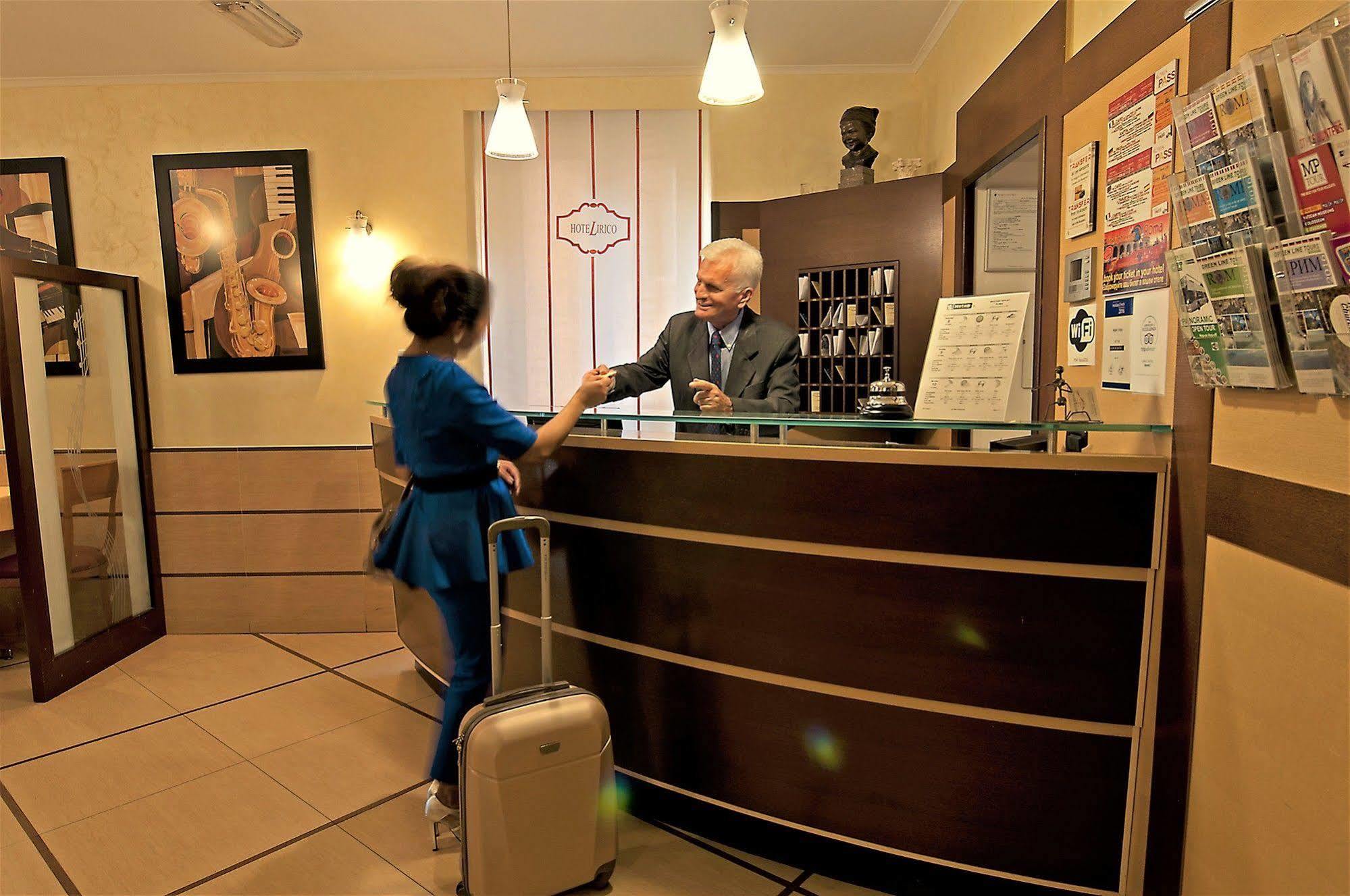 Hotell Lirico 3*