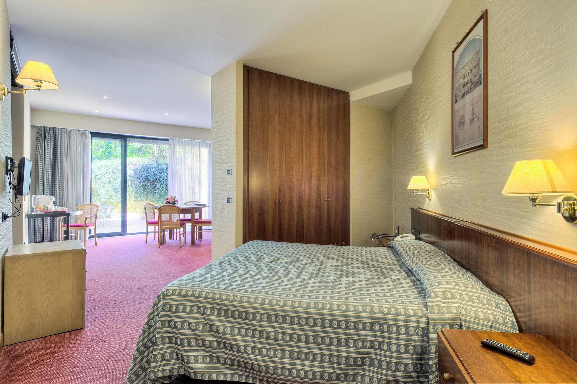 Petra Hotel 4*