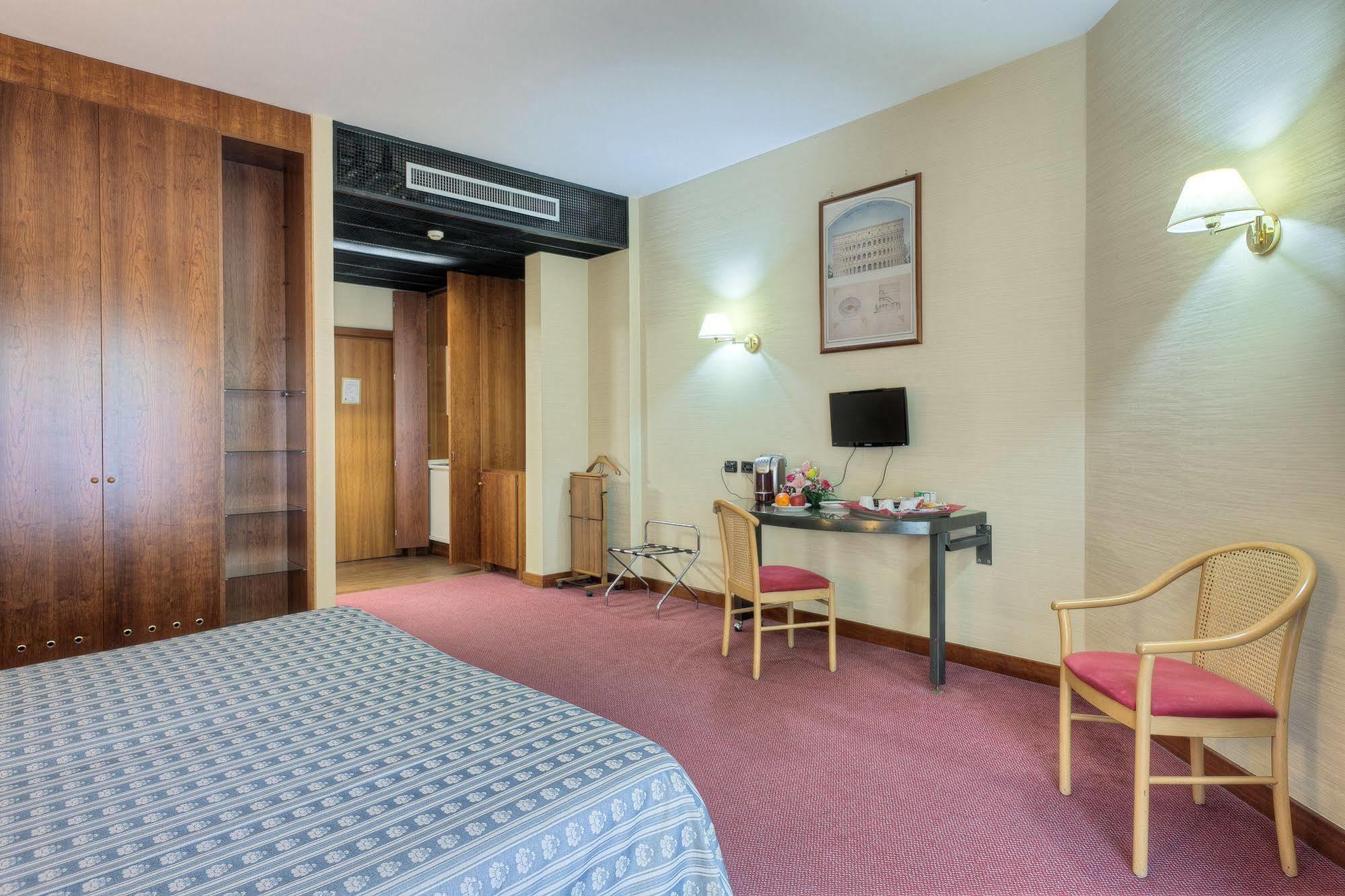 Hotel Petra Roma