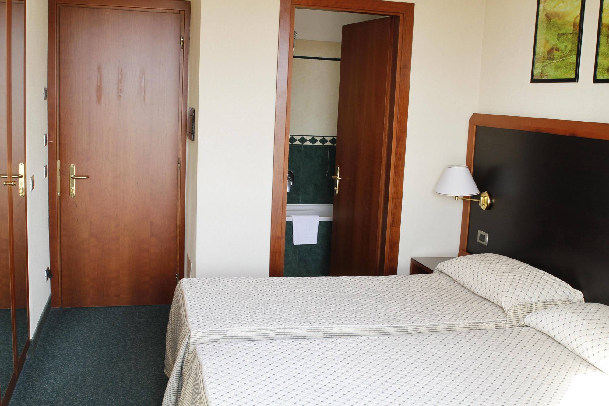 Garner Hotel Rome Aurelia By Ihg Roma