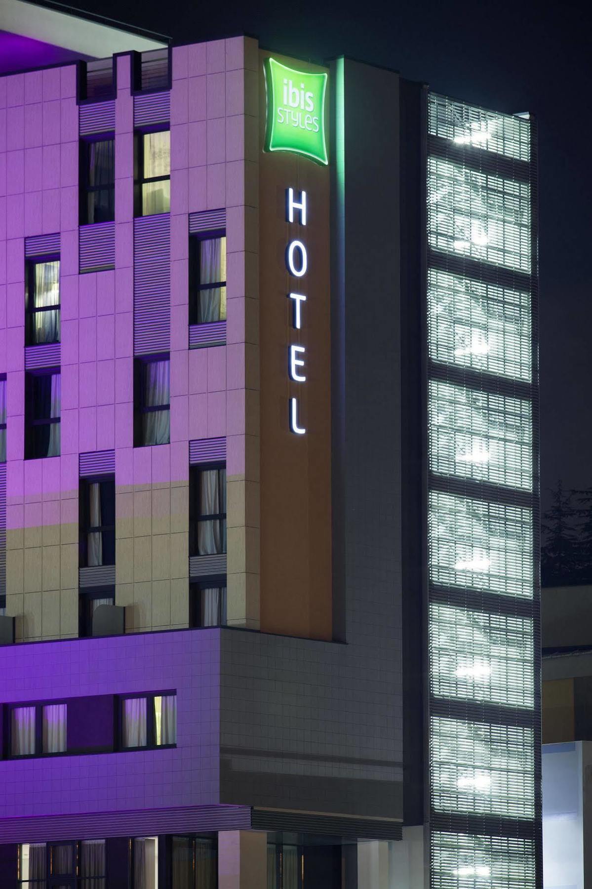 Ibis Styles Eur 4* Roma