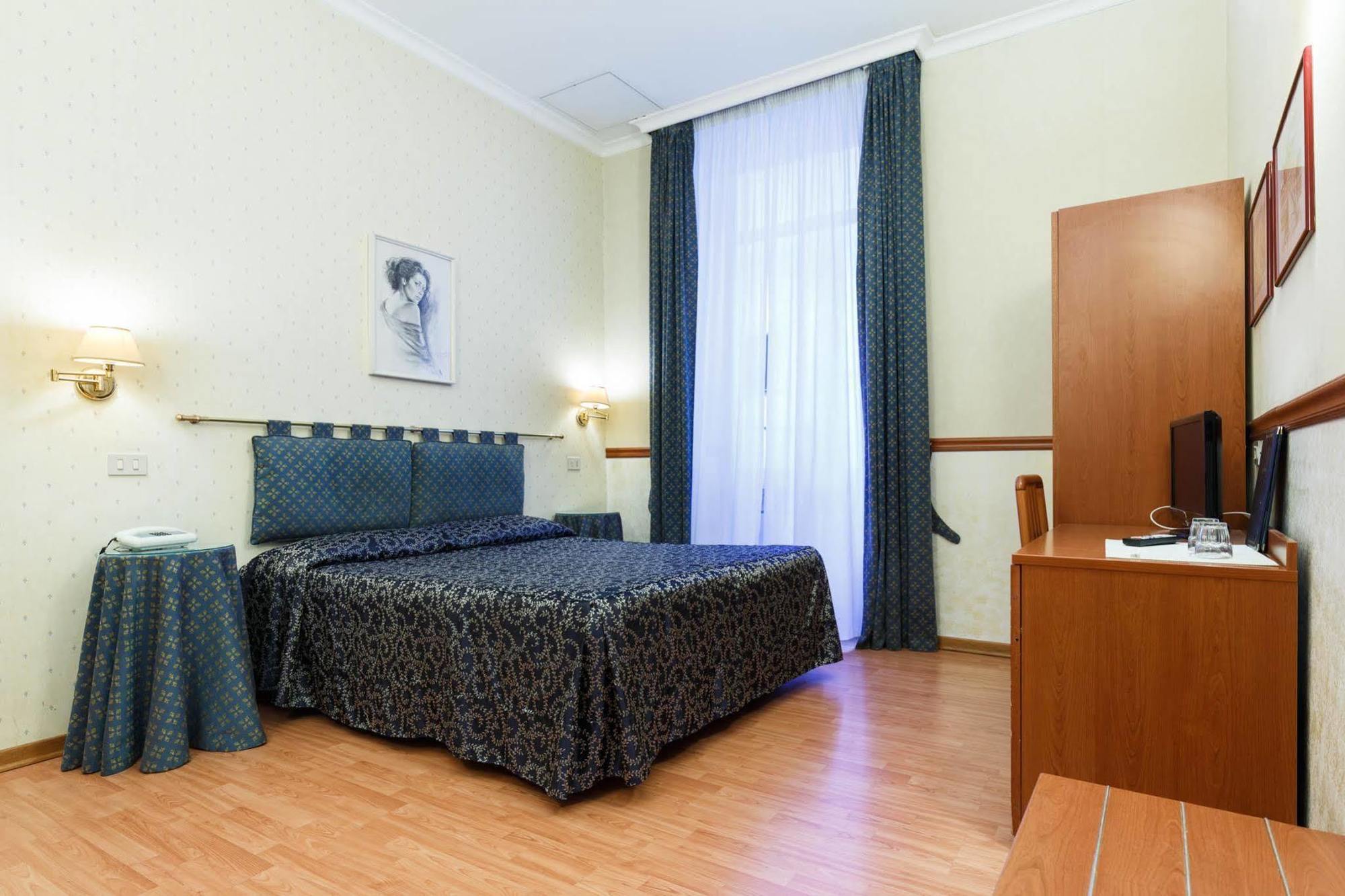 Paris 3* Roma