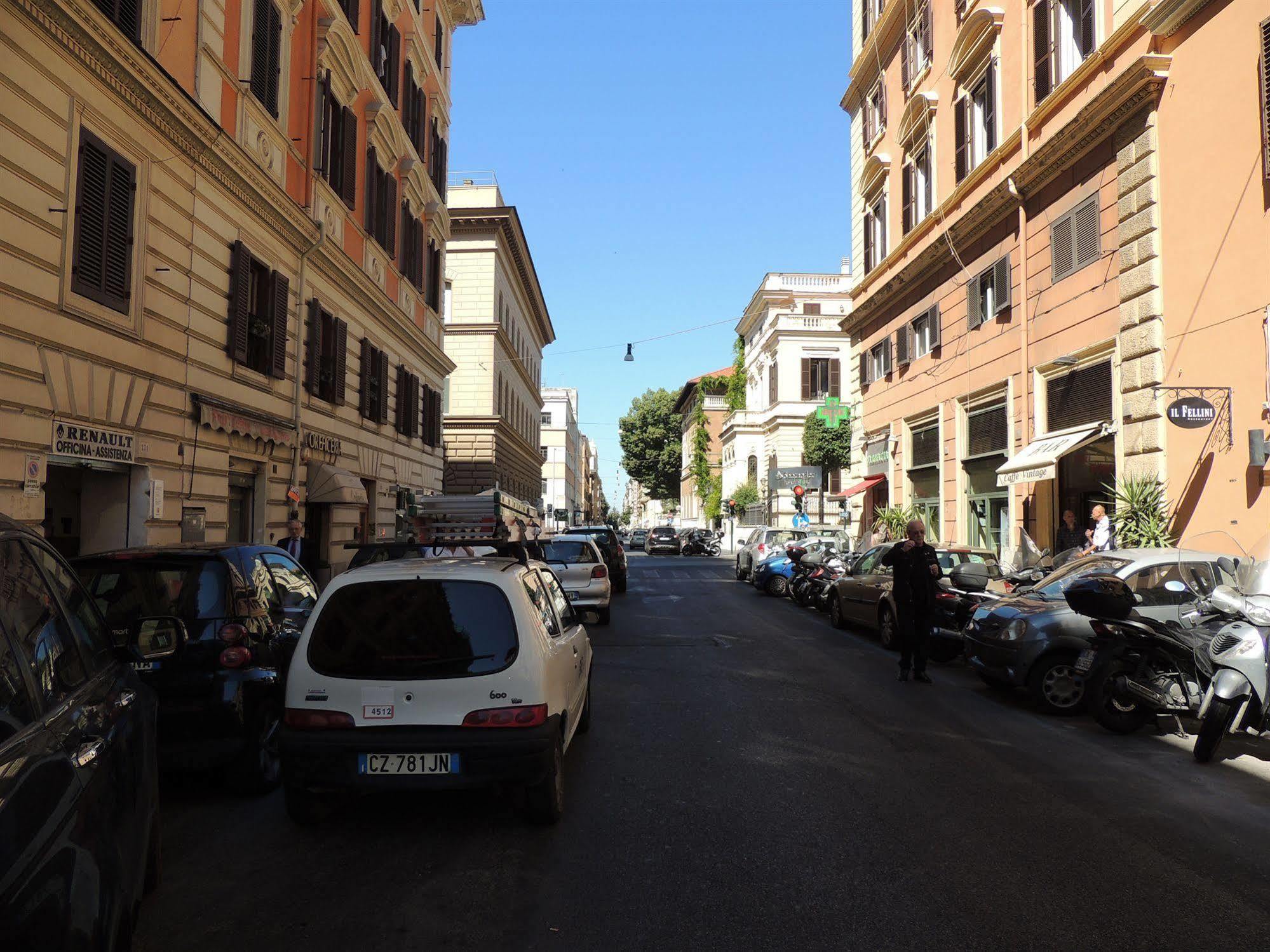 Alojamento de Acomodação e Pequeno-almoço Morelli Roma