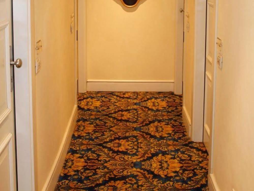 Boutique Trevi 4* Rom