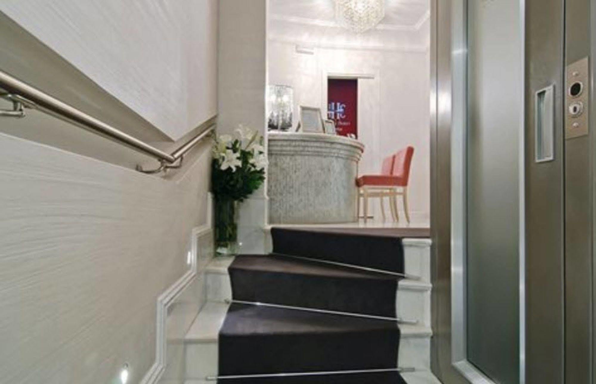 Vite - By Naman Hotellerie Hotell 3*