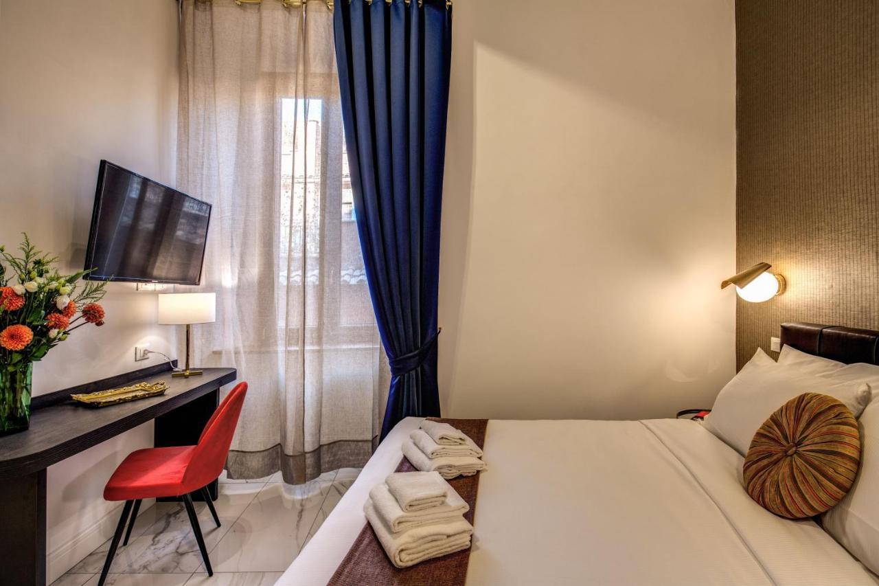 Little Queen Pantheon Gjestgiverier 4*