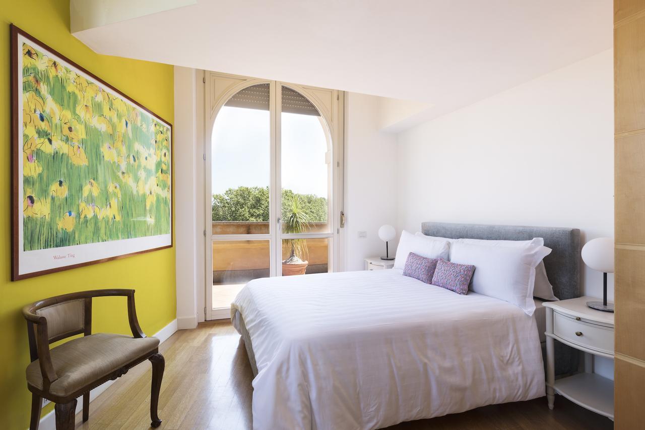 Six-bedroom On Lungotevere Degli Altoviti Apt 19 Roma