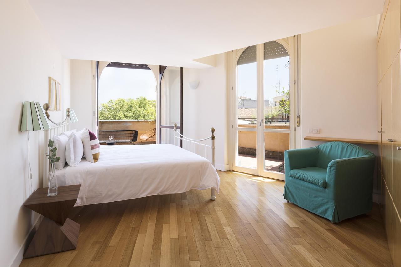 Six-bedroom On Lungotevere Degli Altoviti Apt 19 Aparthotel Roma