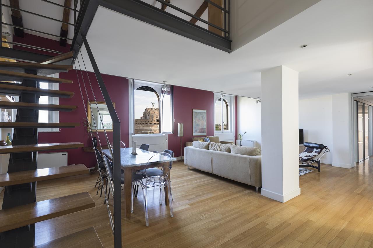Six-bedroom On Lungotevere Degli Altoviti Apt 19 Aparthotel
