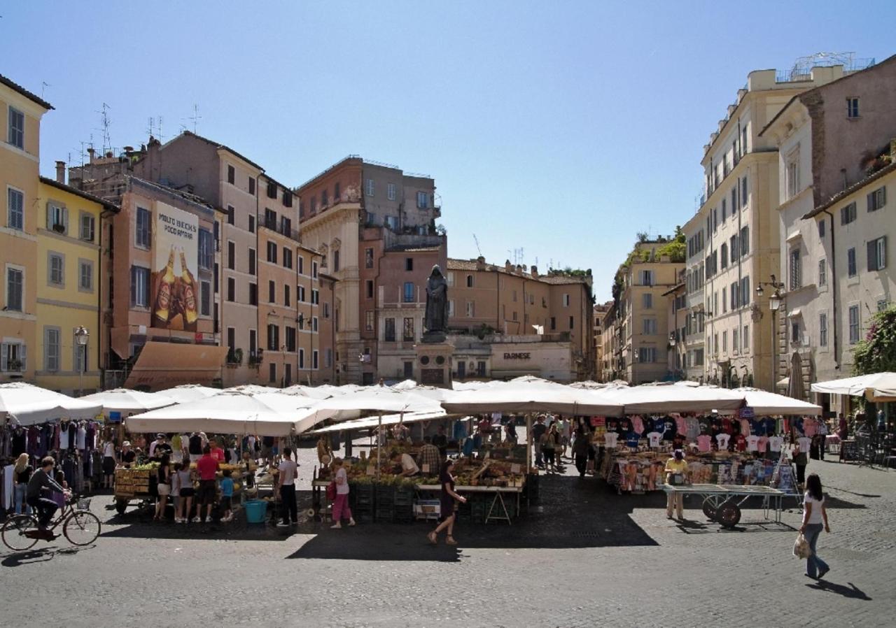 Coronari Rome