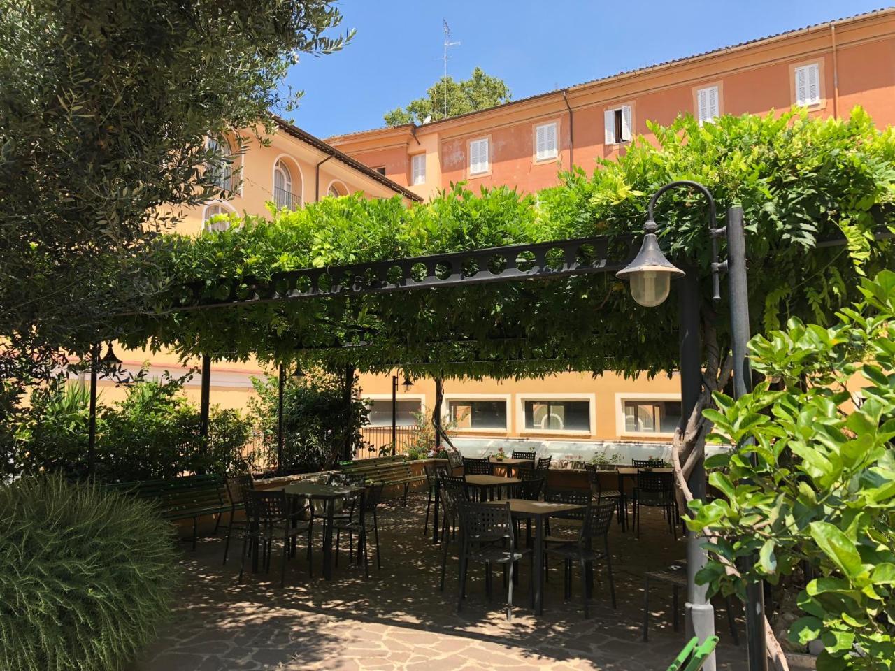 Basilica Hotell 3*
