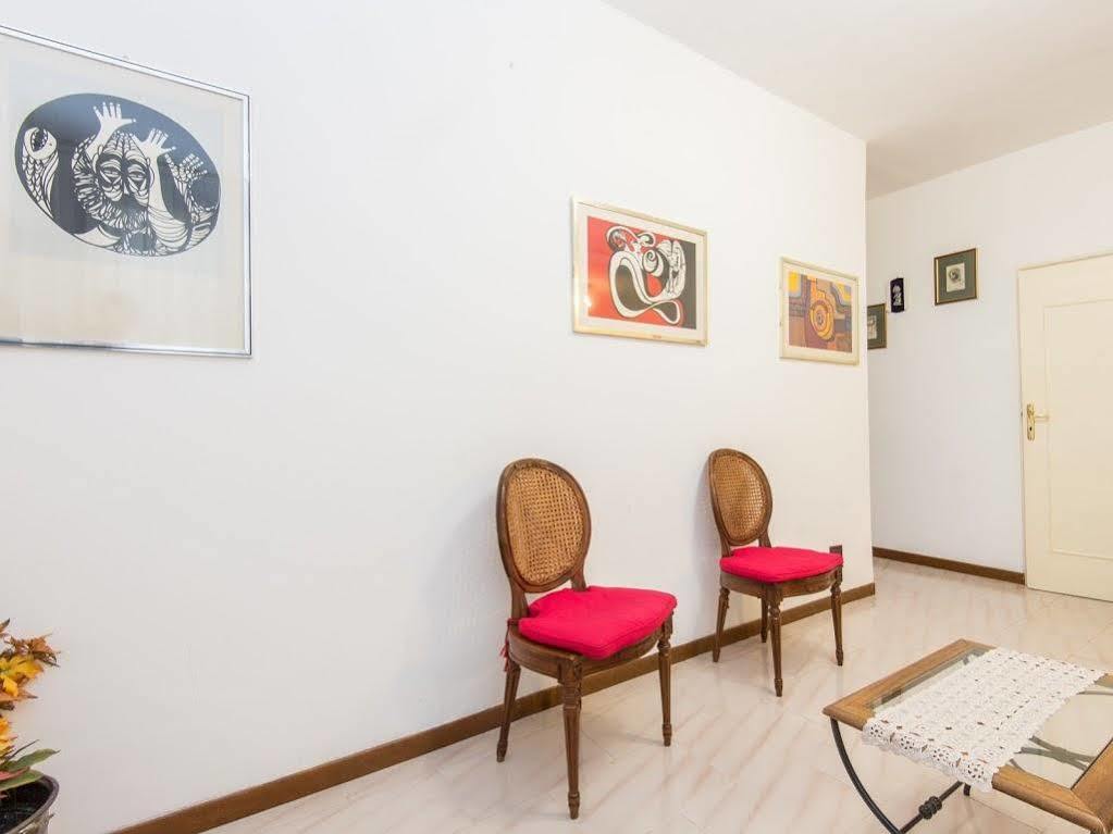 Pantheon Royal Affittacamere 4*