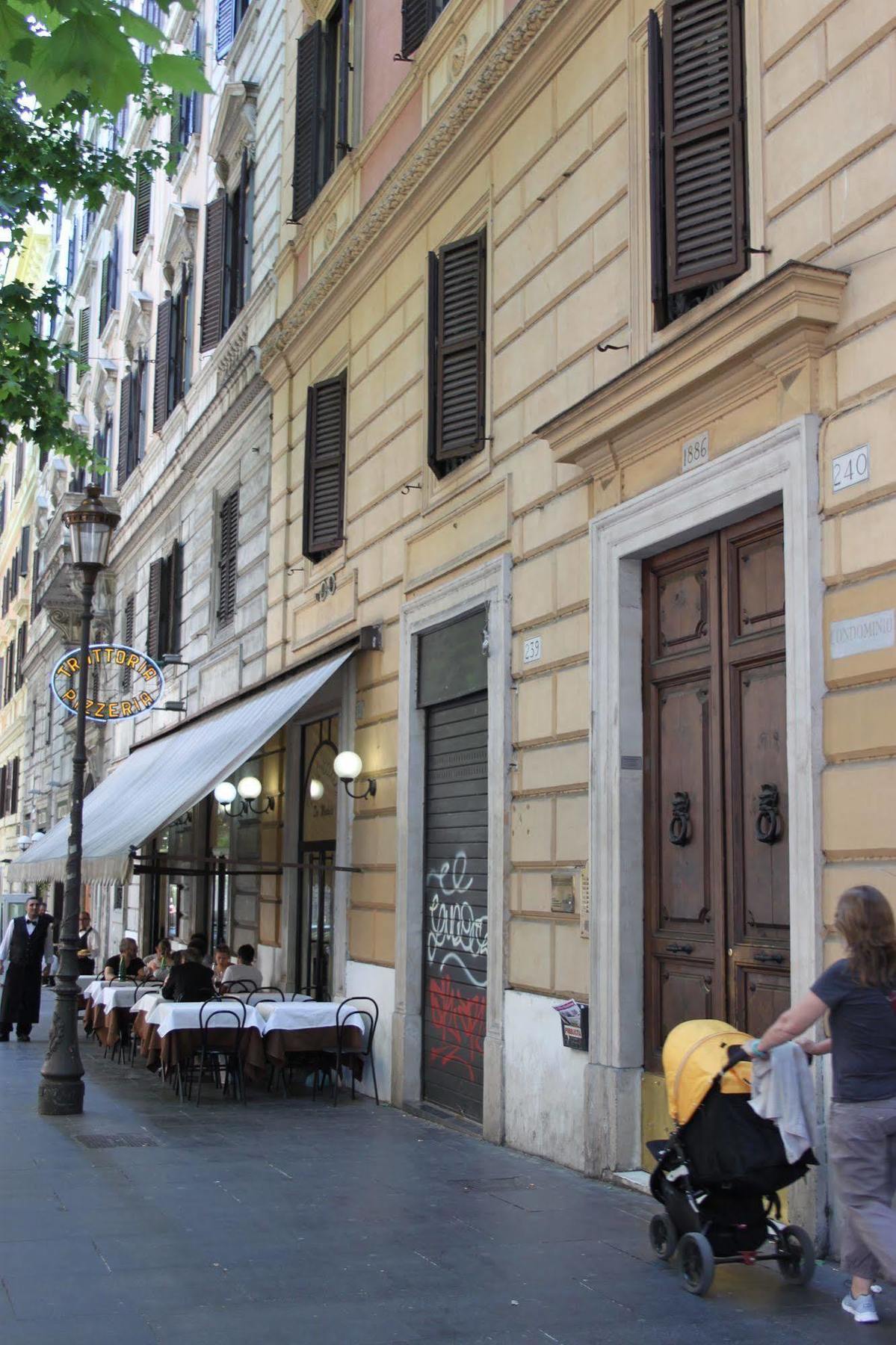 Merulana Star Affittacamere Roma