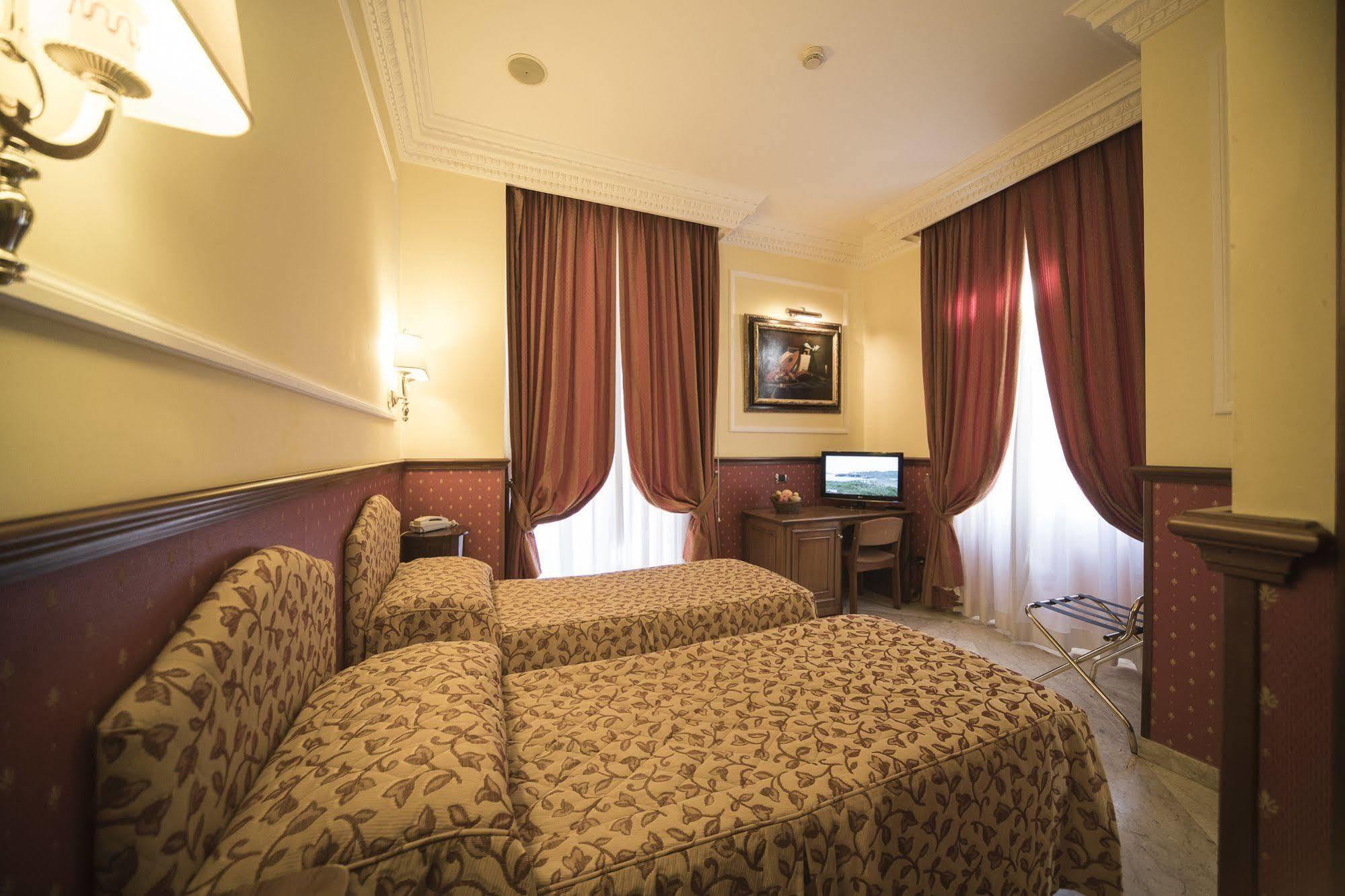 Donatello Hotell
