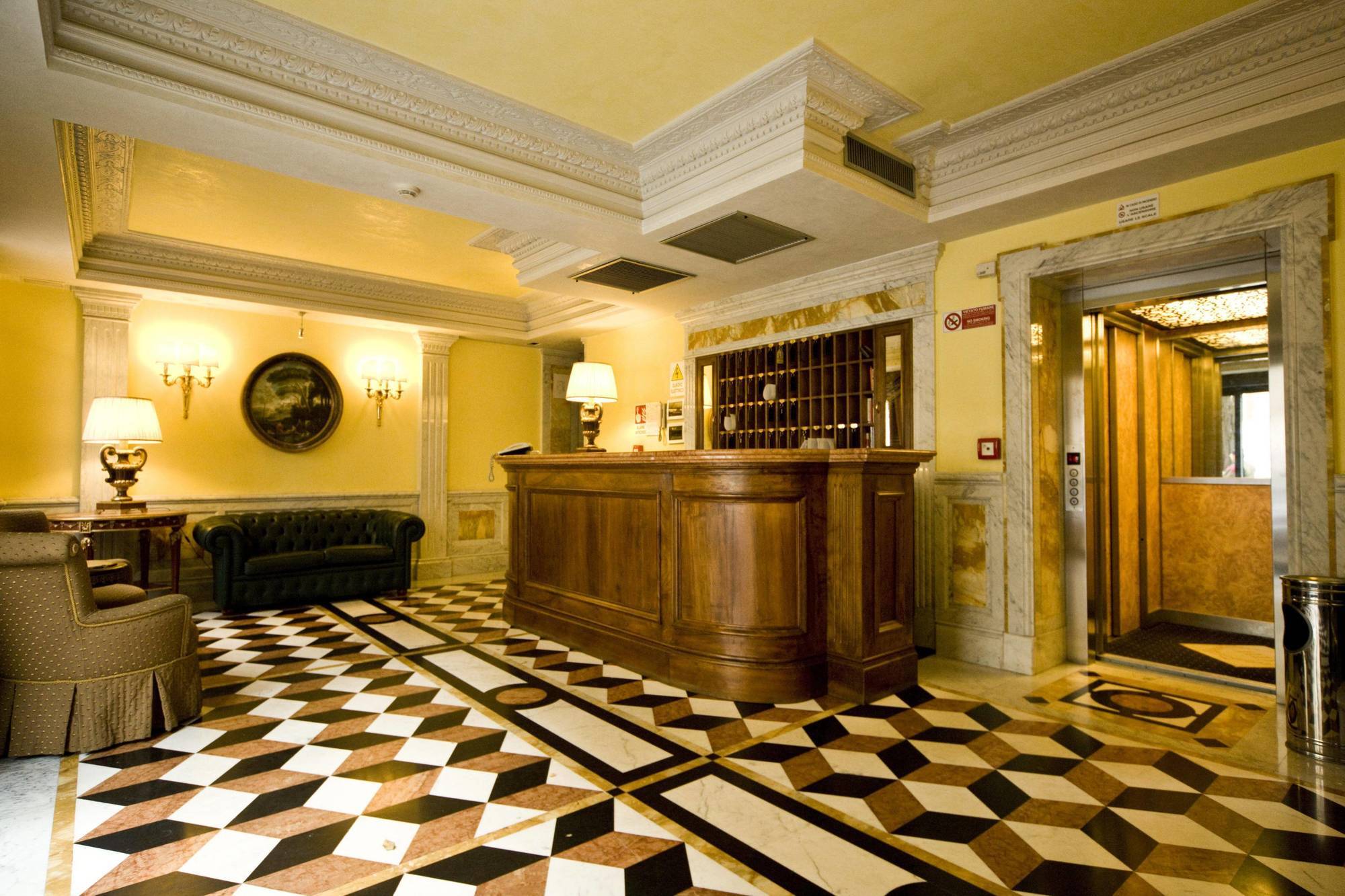 Hotell Donatello 3*