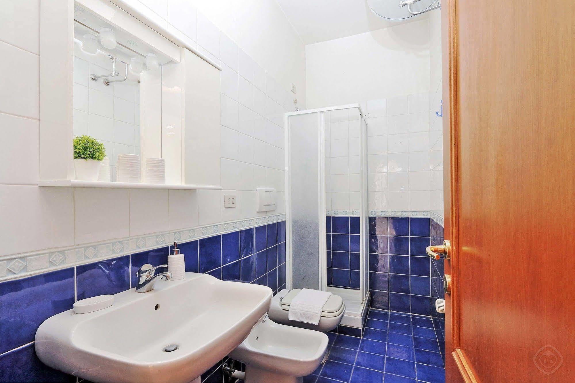 Colosseum Area - Manzoni Apartamento Roma