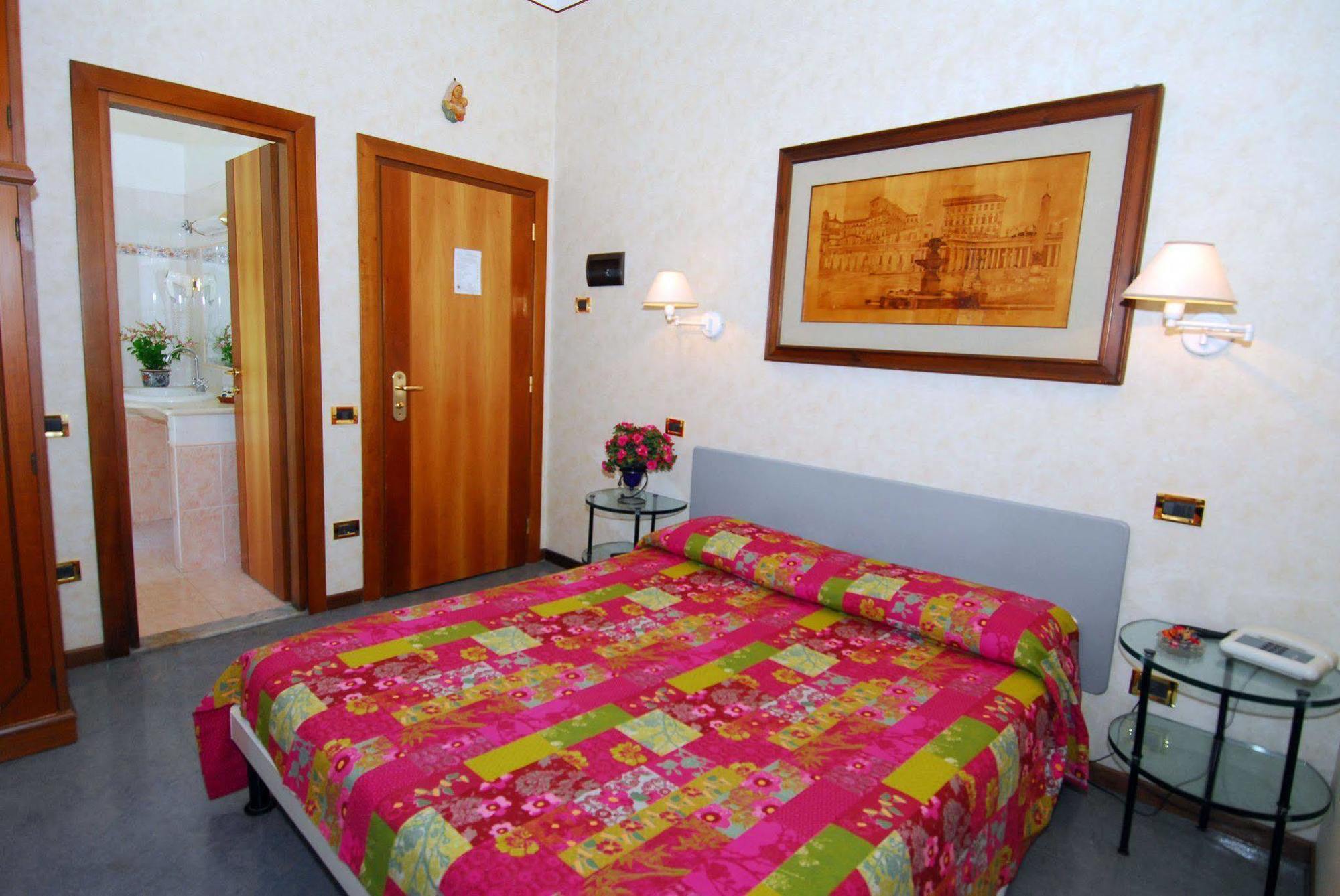 Santa Prisca Hotell 2*