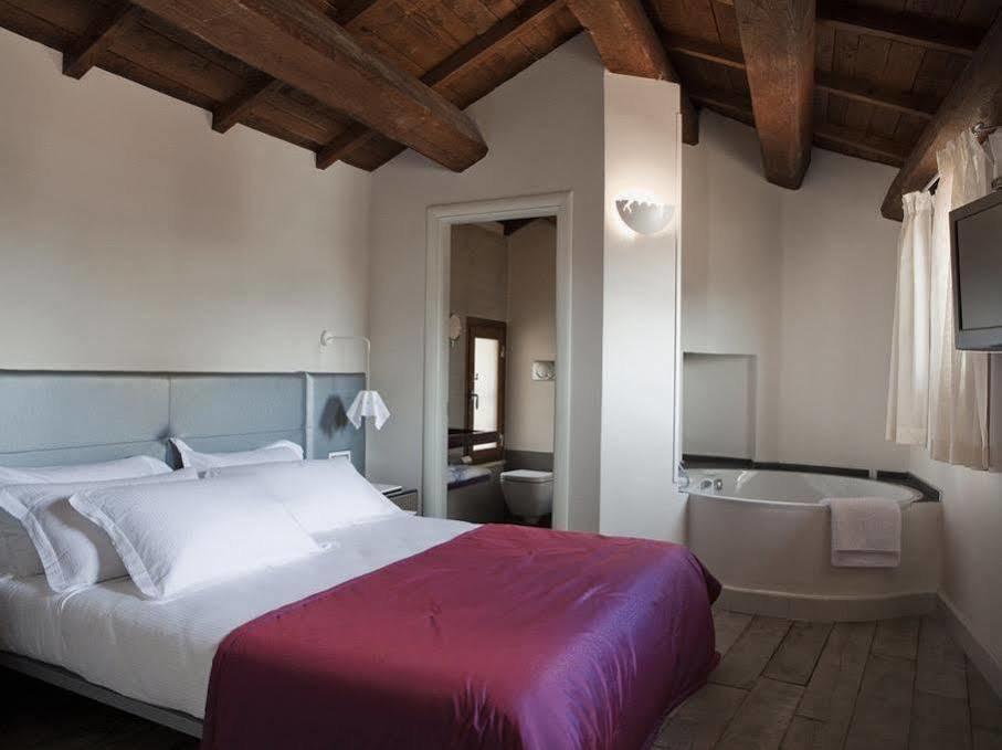 Navona Palace Luxury Apartment *