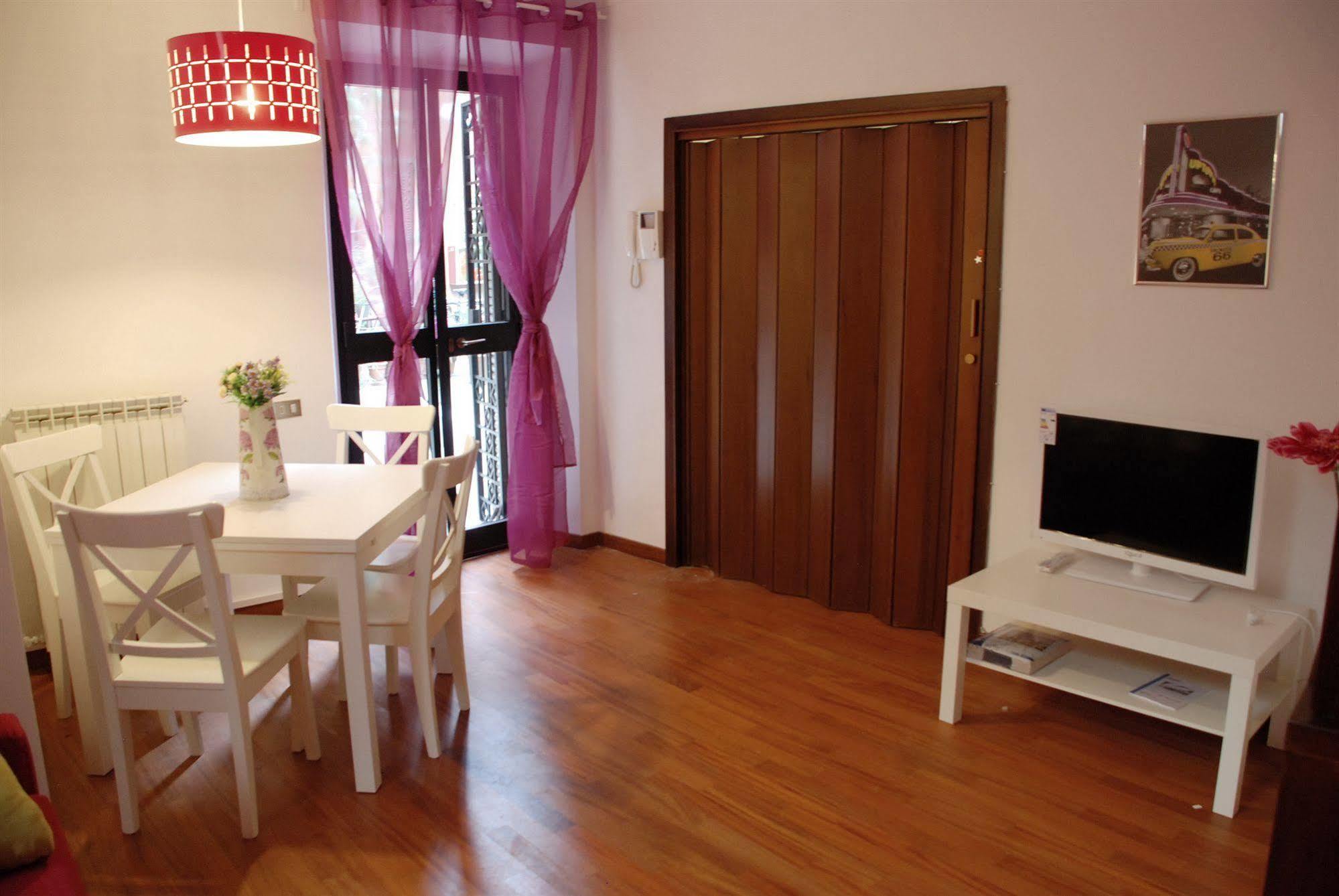 Palazzo Velli Apartment *