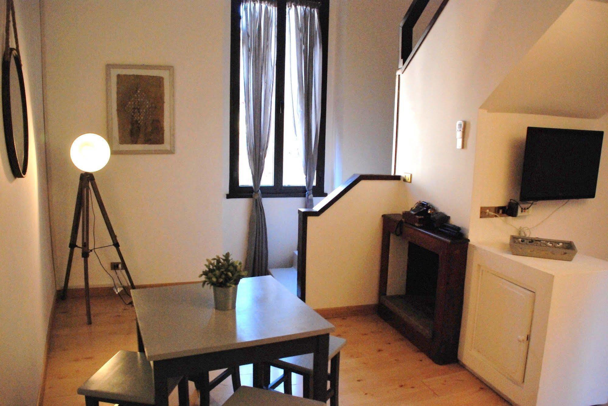 Palazzo Velli Apartment Rome
