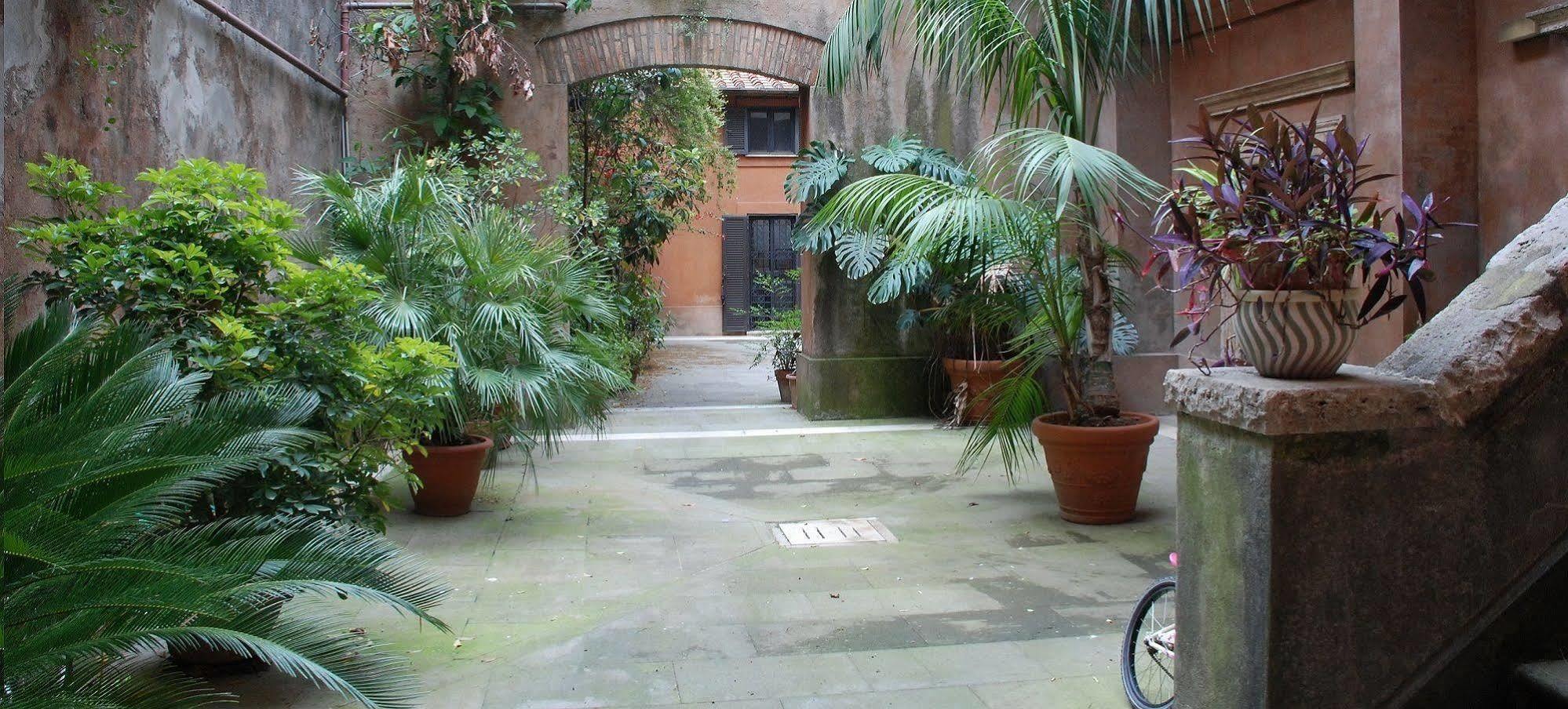 Palazzo Velli Apartment Rome
