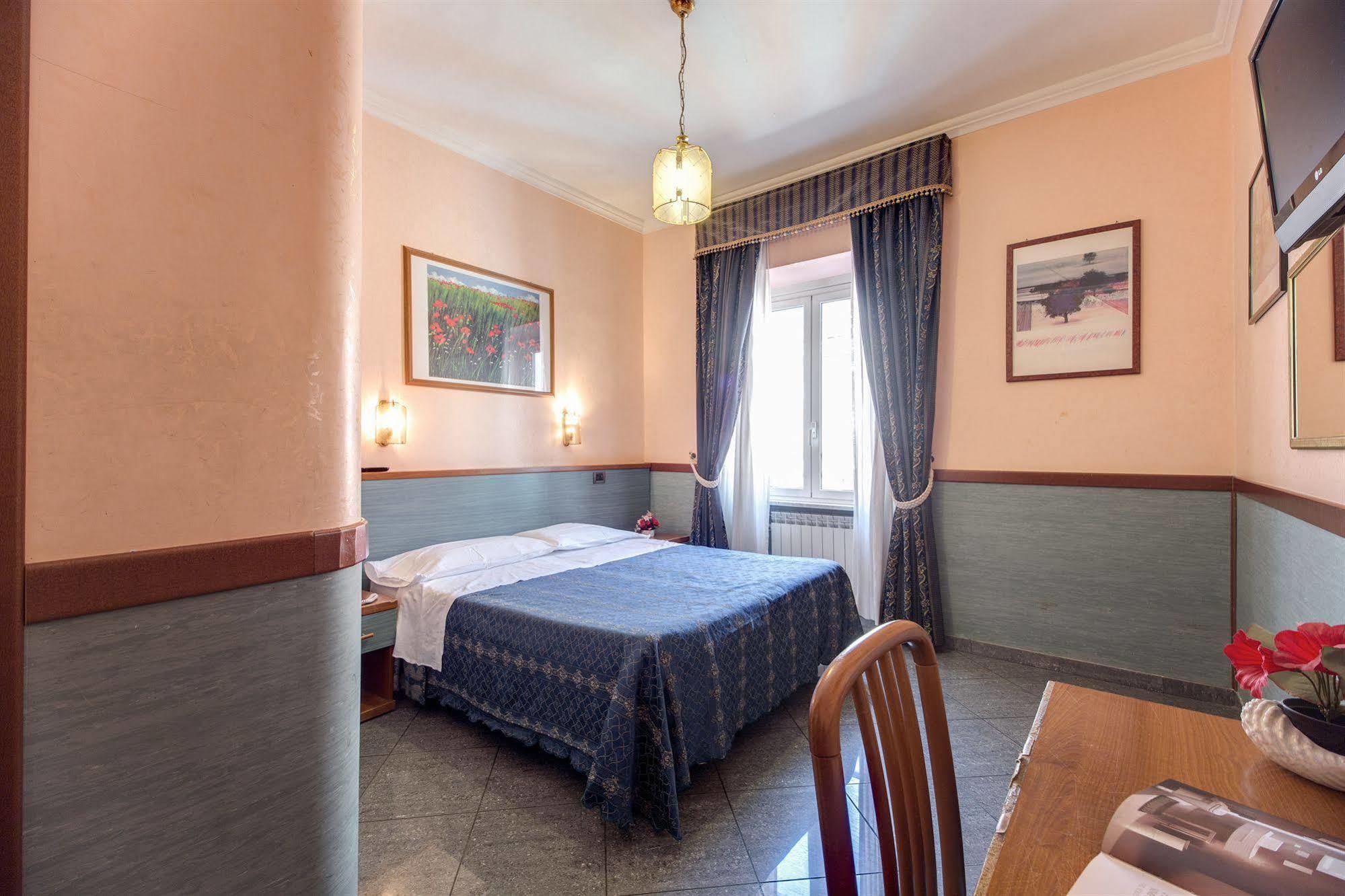 Rubino Hotell Roma