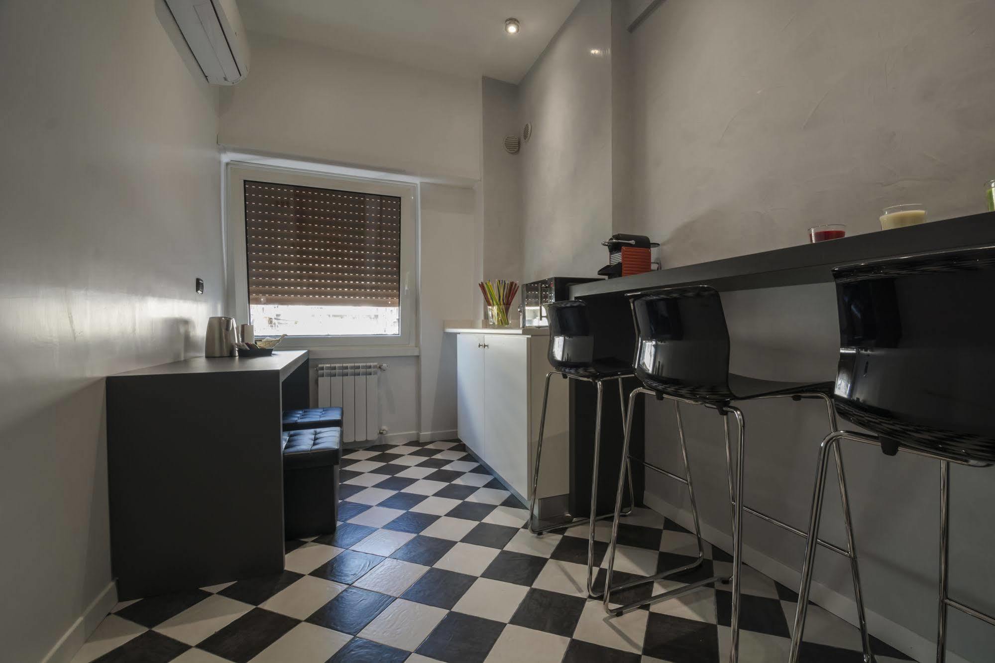 Tiburstation 2 Guest house 3*