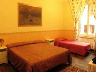 Casa de hóspedes Sunny 2*