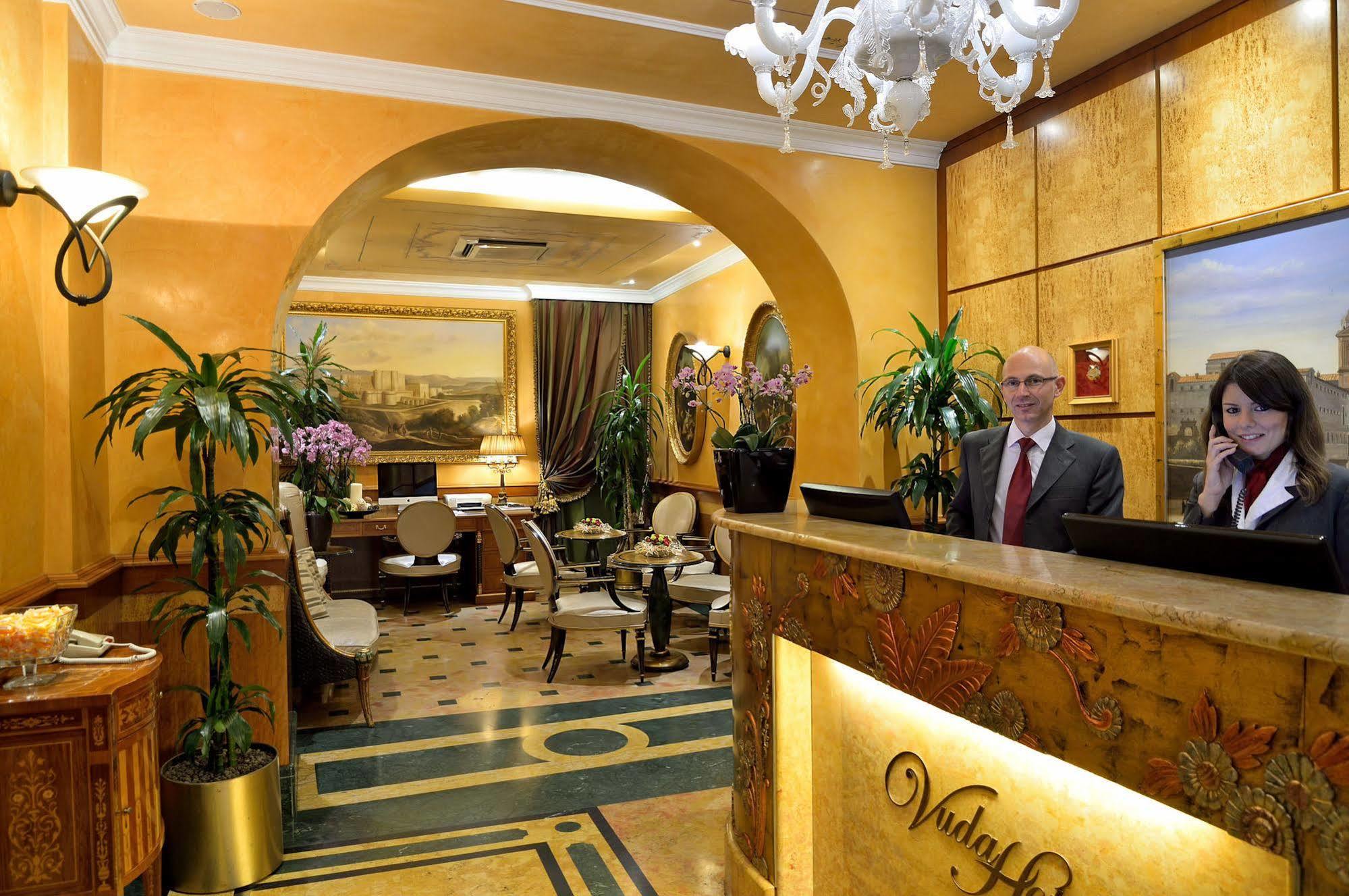 Homs Hotell 4*